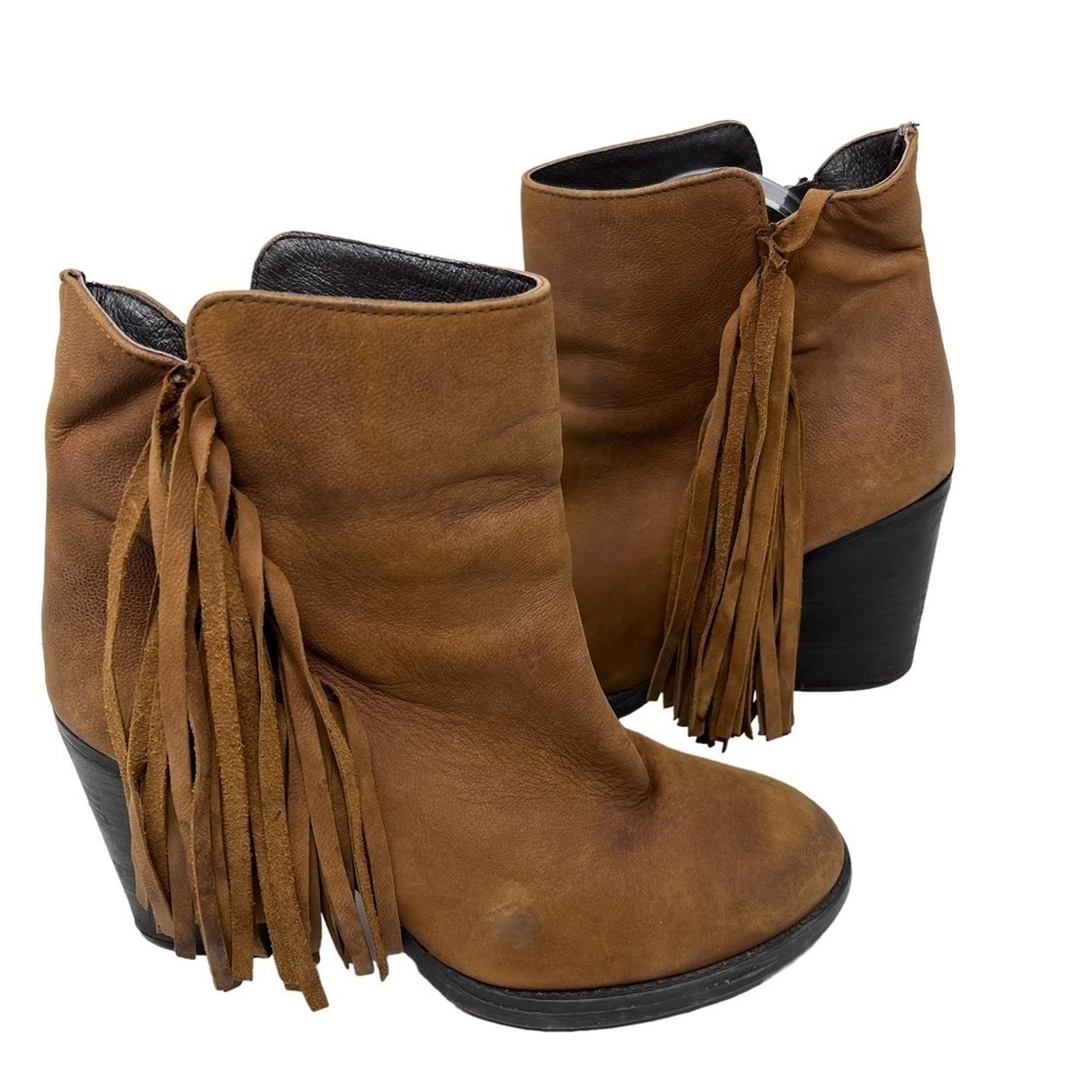 Steve Madden Tan Nubuck Leather Fringed Block Heel Ankle Boots Size 9M Western
